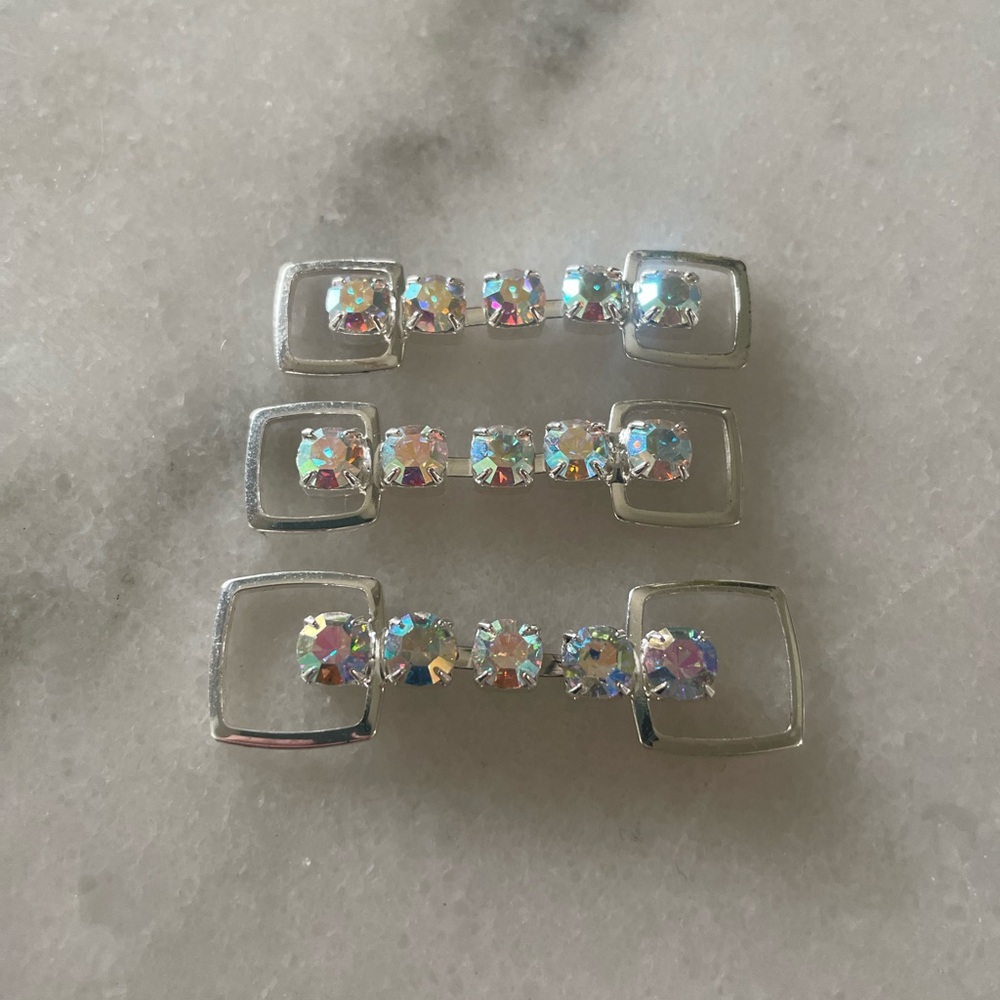 Bikini connectors